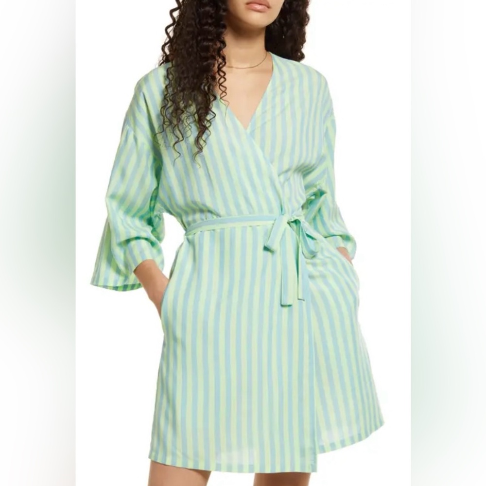 NWT Nordstrom BP Dreamy Woven Short Robe in Blue Robbia Simple Stripe Small